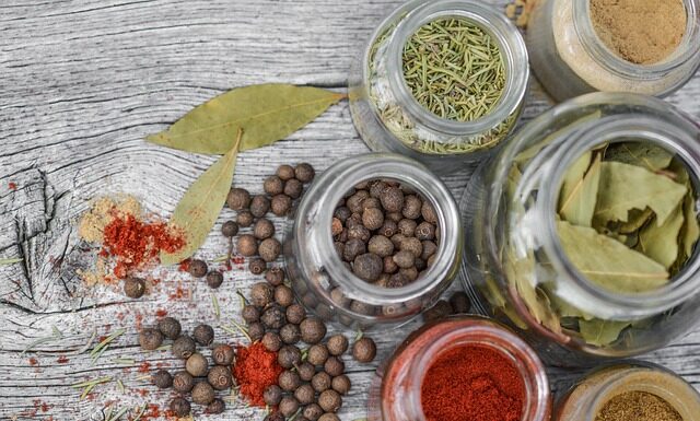 Czy słoiki z mięsem odwracać do góry dnem?