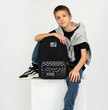 Plecaki młodzieżowe – jak wybrać wygodny, bezpieczny i funkcjonalny plecak szkolny Plecak młodzieżowy do szkoły z profilowanymi plecami